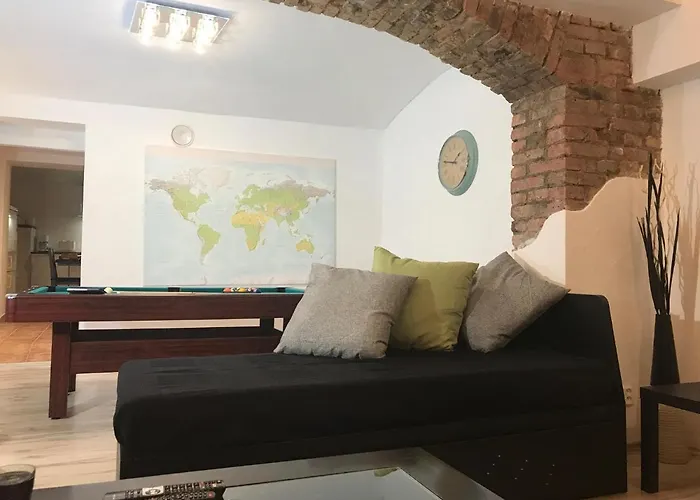 3 Bed Flat - Sleeps 20 - Smoking - Wifi Apartamento *